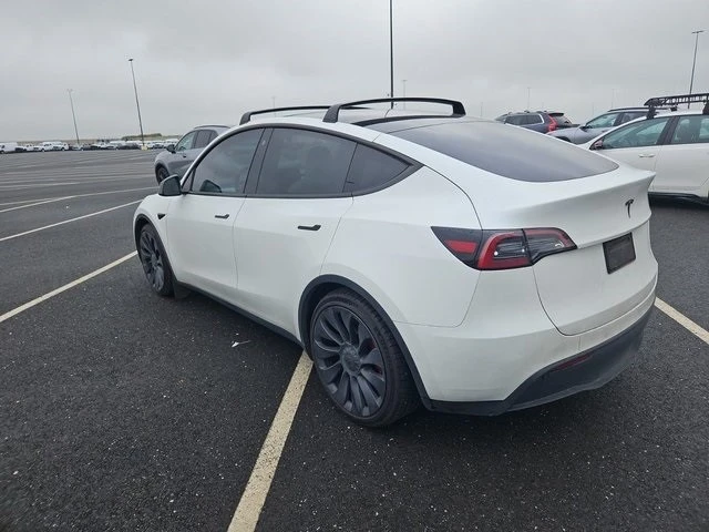 2022 Tesla Model Y Performance - Image 2 of 7