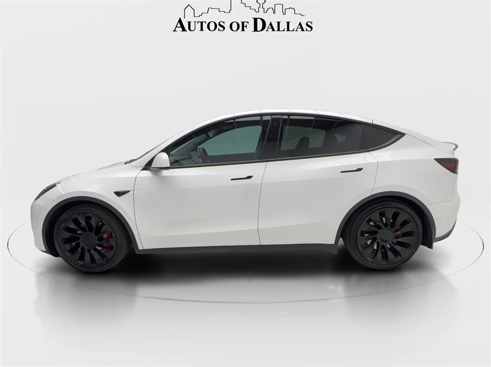 2022 Tesla Model Y Performance - Image 5 of 12