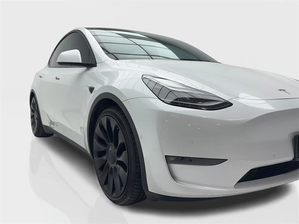 2022 Tesla Model Y Performance - Image 2 of 12