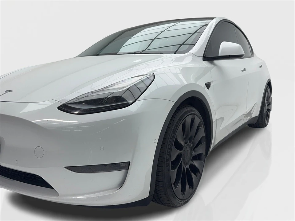 2022 Tesla Model Y Performance - Image 3 of 12