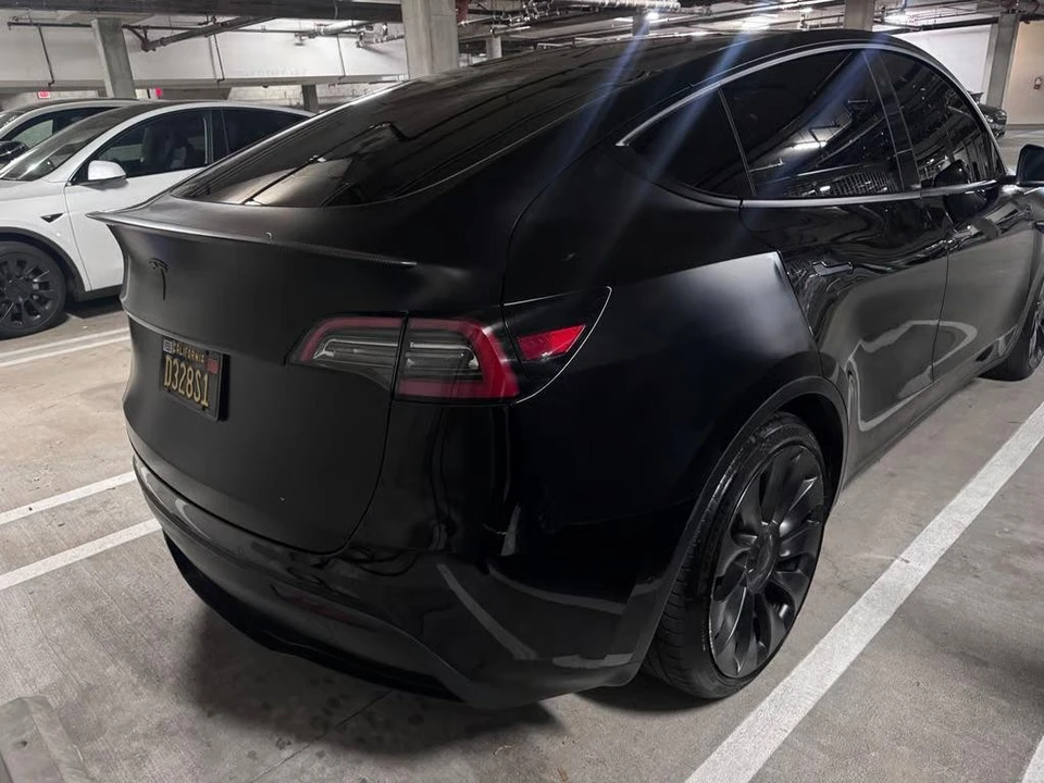 2022 Tesla Model Y Performance - Image 3 of 5