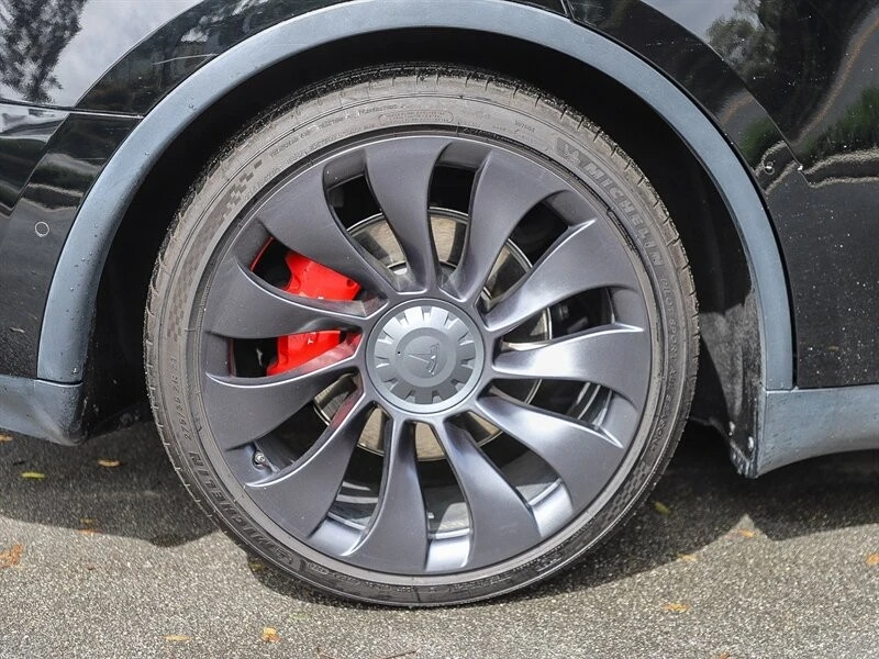 2022 Tesla Model Y Performance - Image 12 of 21