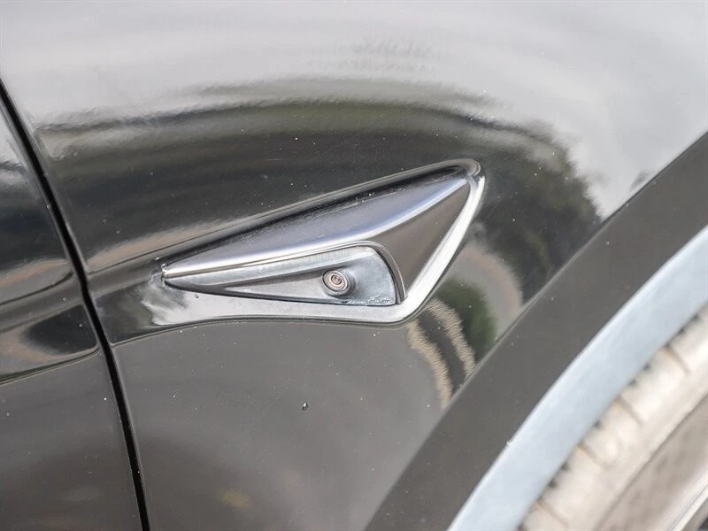 2022 Tesla Model Y Performance - Image 11 of 21