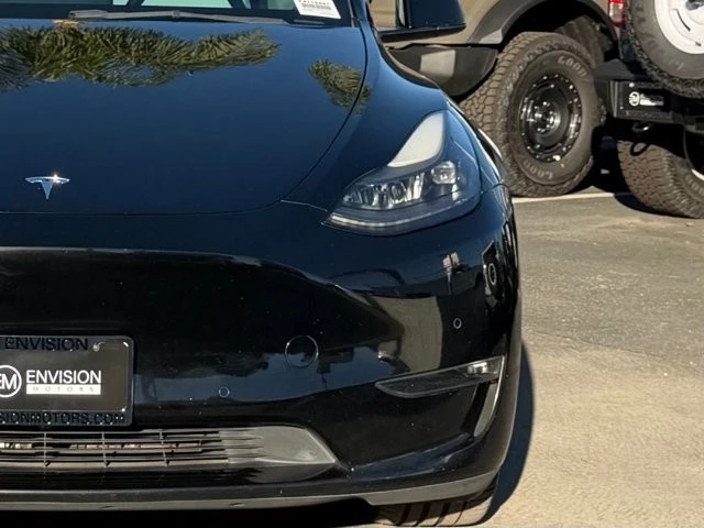 2022 Tesla Model Y Performance - Image 4 of 12