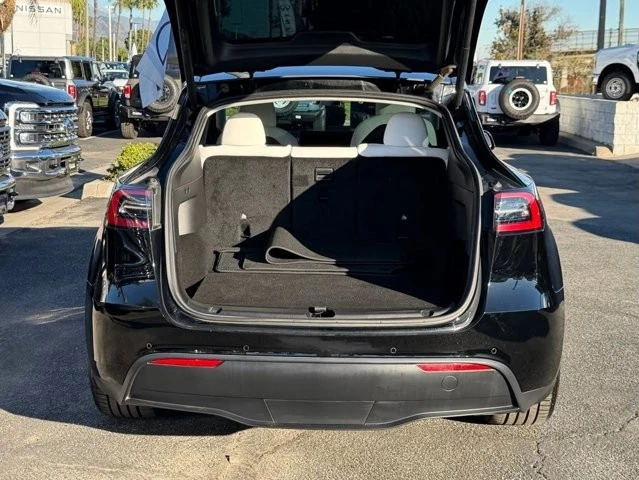 2022 Tesla Model Y Performance - Image 12 of 12