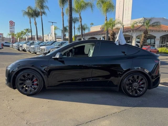 2022 Tesla Model Y Performance - Image 6 of 12