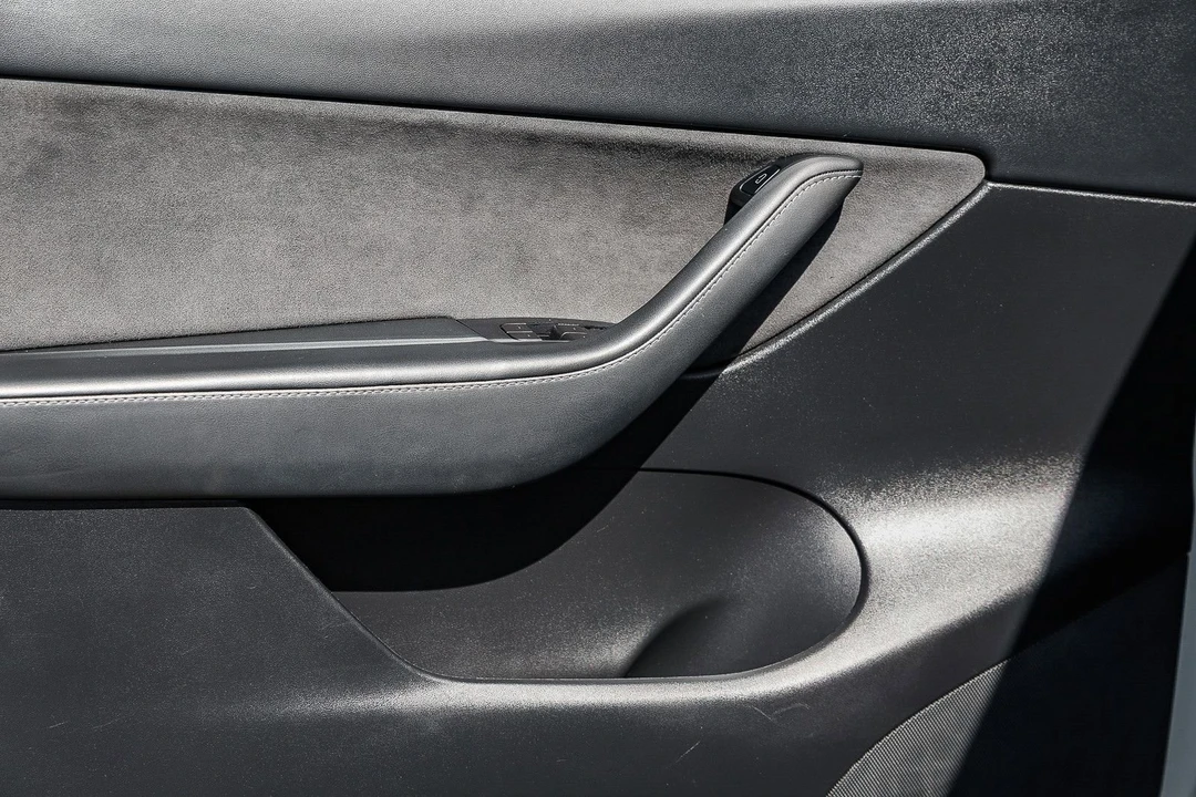 2022 Tesla Model Y Performance - Image 21 of 21