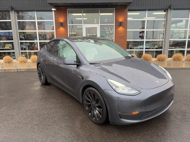 2022 Tesla Model Y Performance - Image 2 of 21