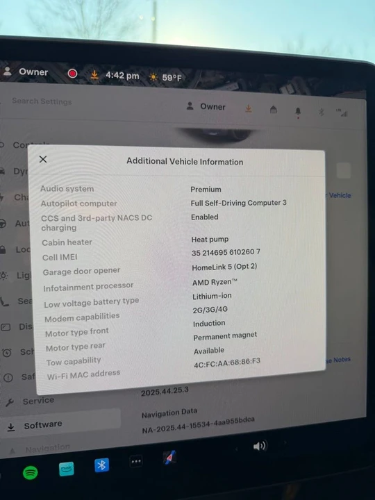 2022 Tesla Model Y Performance - Image 16 of 16