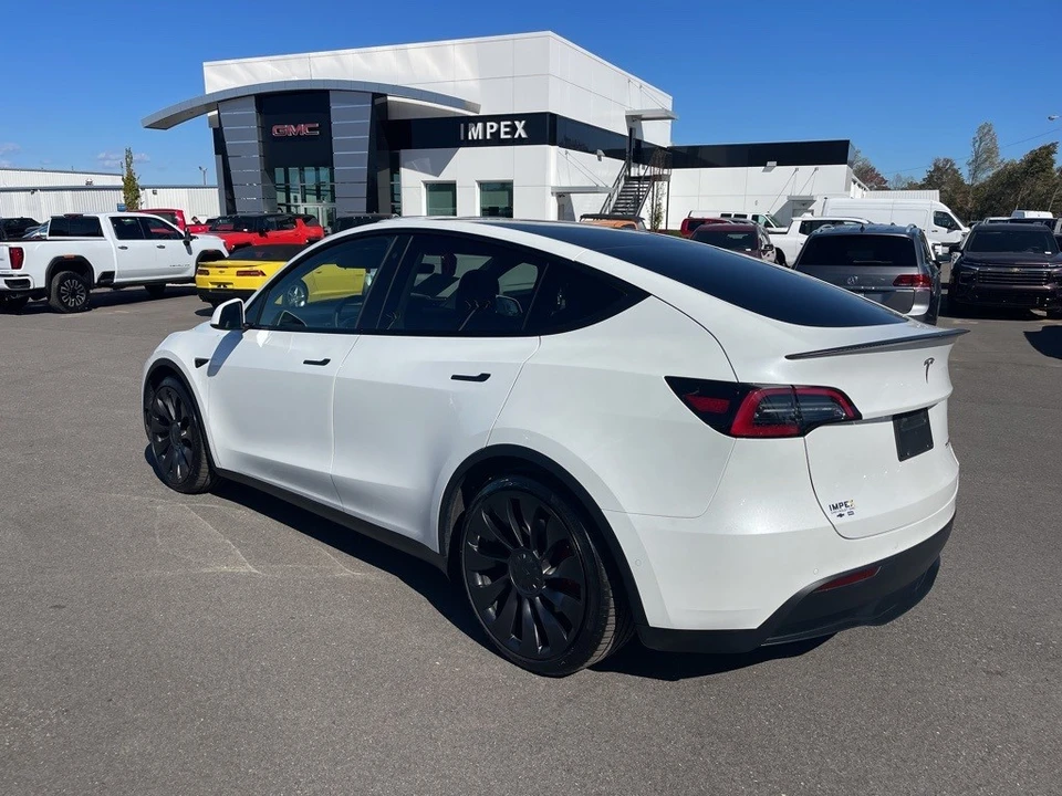 2022 Tesla Model Y Performance - Image 3 of 12