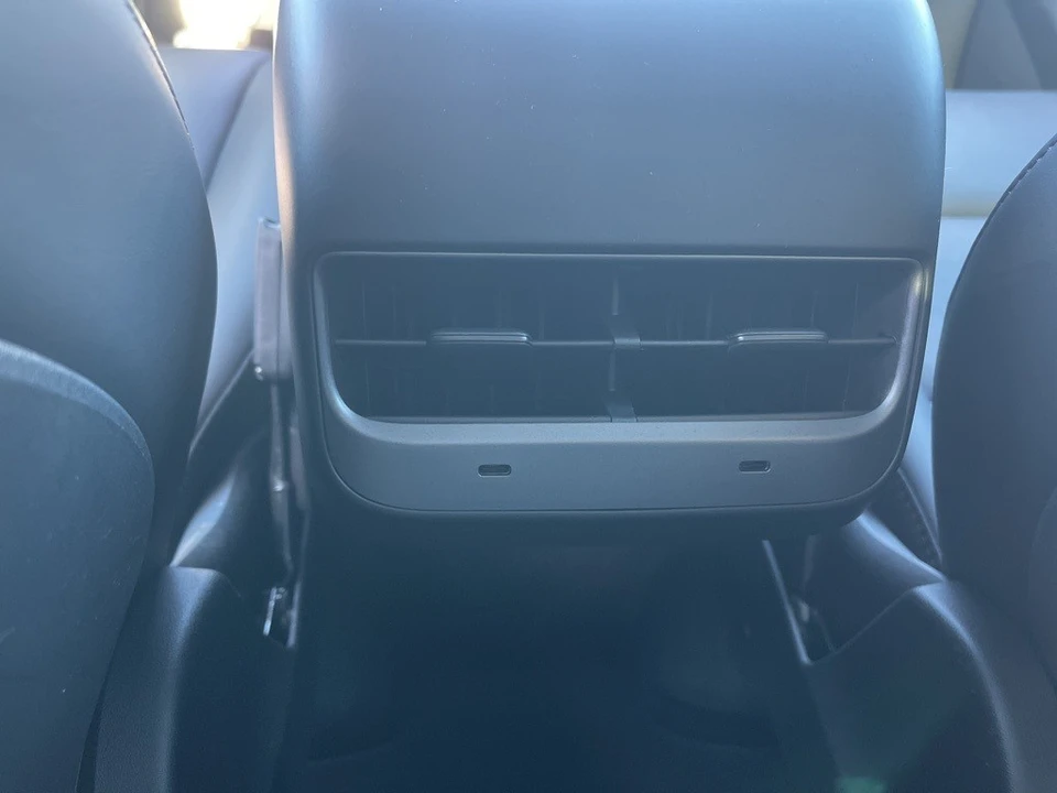 2022 Tesla Model Y Performance - Image 12 of 12