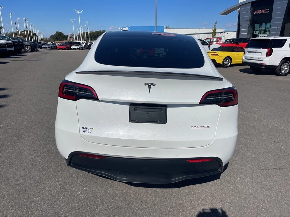 2022 Tesla Model Y Performance - Image 4 of 12