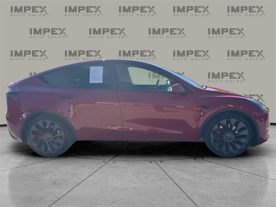 2022 Tesla Model Y Performance - Image 6 of 12