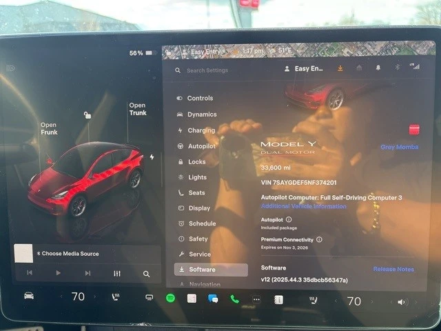 2022 Tesla Model Y Performance - Image 11 of 21