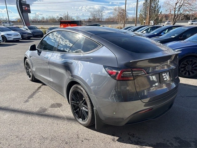2022 Tesla Model Y Performance - Image 6 of 21