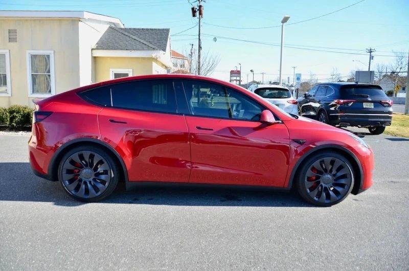 2022 Tesla Model Y Performance - Image 12 of 12
