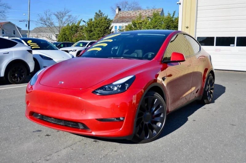 2022 Tesla Model Y Performance - Image 2 of 12