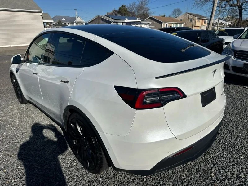 2022 Tesla Model Y Performance - Image 3 of 12