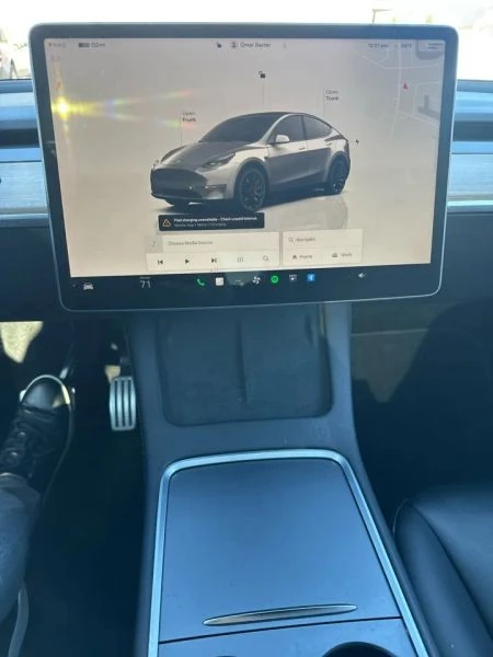 2022 Tesla Model Y Performance - Image 11 of 12