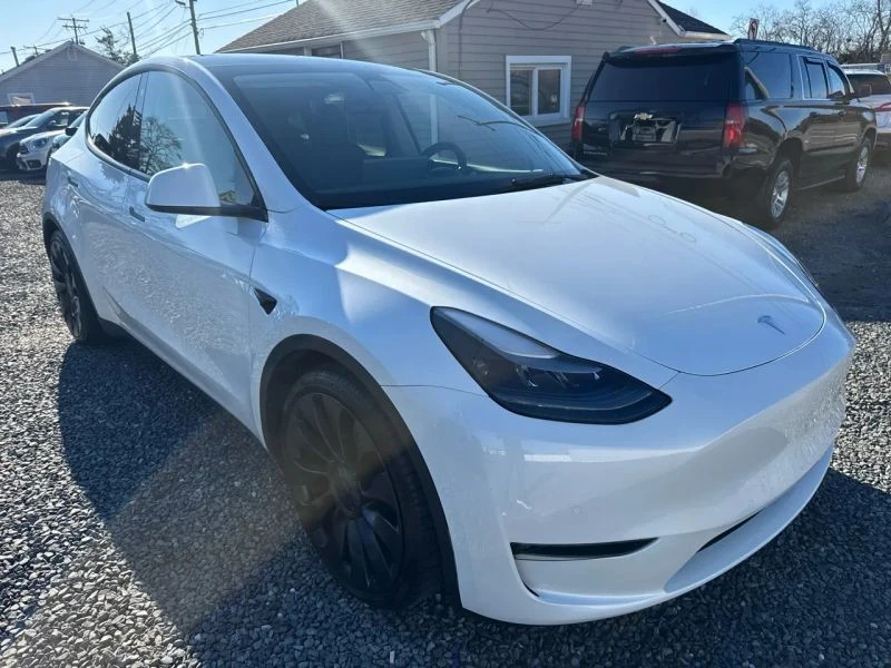 2022 Tesla Model Y Performance - Image 7 of 12