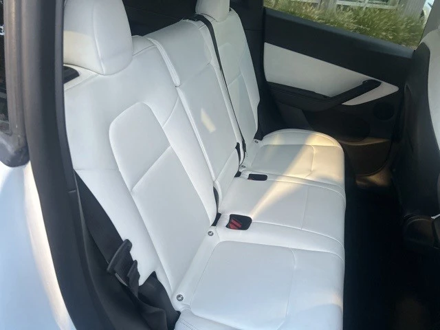 2022 Tesla Model Y Performance - Image 20 of 21