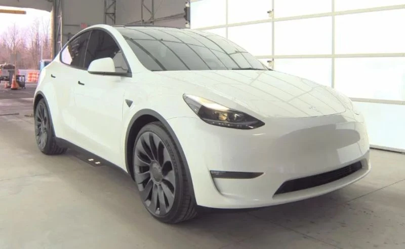 2022 Tesla Model Y Performance - Image 2 of 3