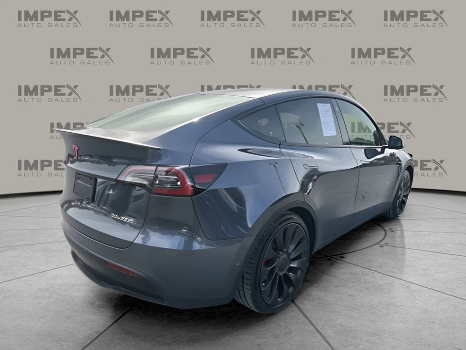 2022 Tesla Model Y Performance - Image 5 of 12