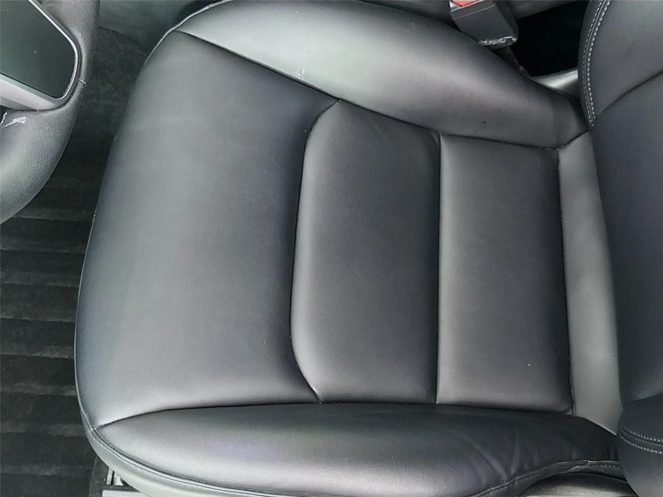 2022 Tesla Model Y Performance - Image 11 of 14