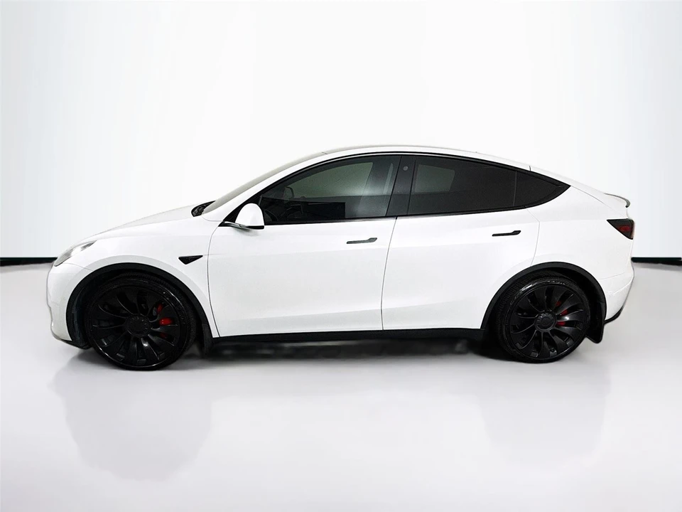 2022 Tesla Model Y Performance - Image 4 of 14