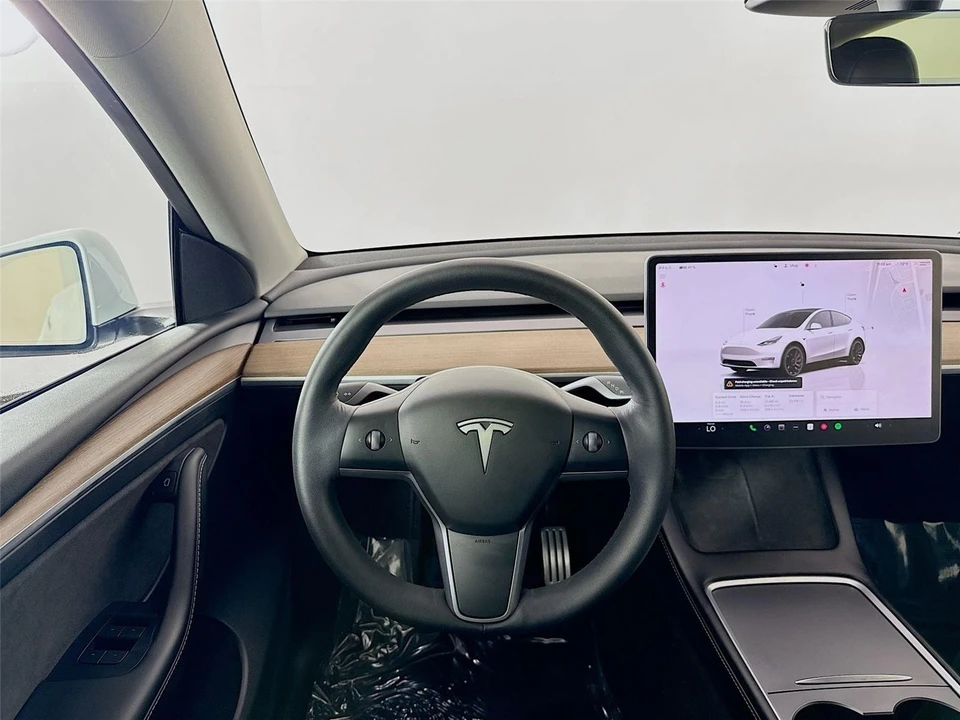 2022 Tesla Model Y Performance - Image 21 of 21