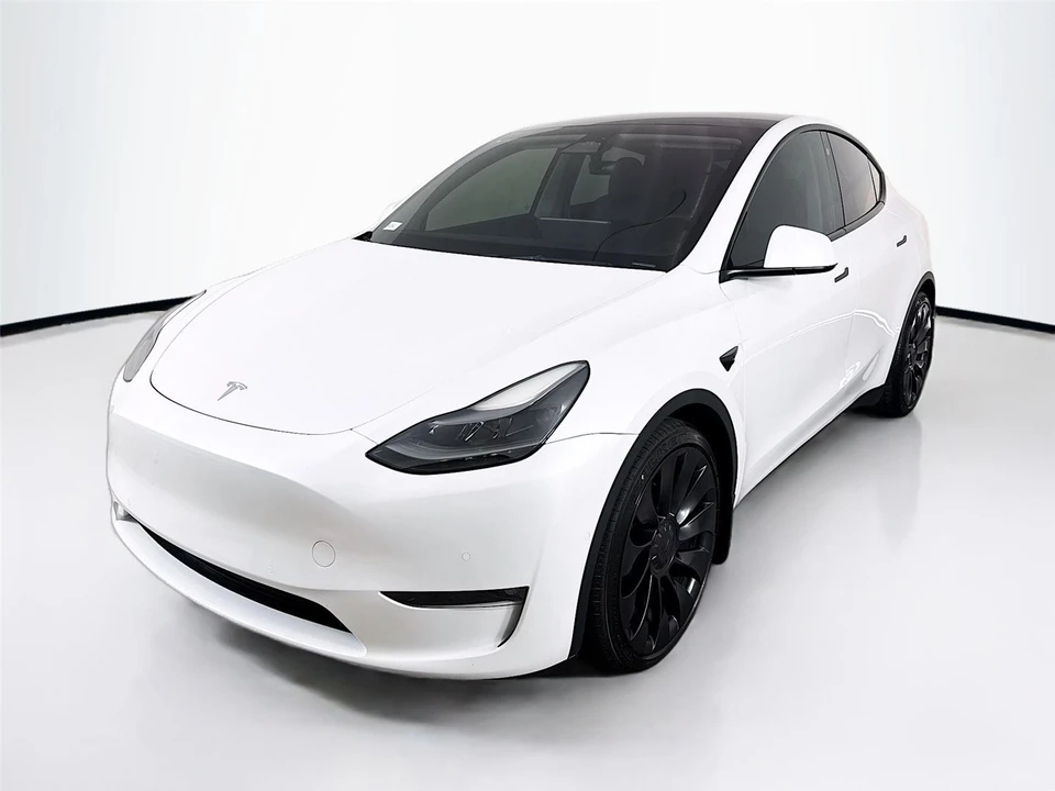 2022 Tesla Model Y Performance - Image 3 of 21