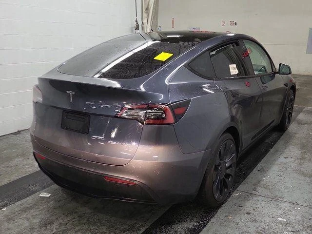 2022 Tesla Model Y Performance - Image 4 of 10