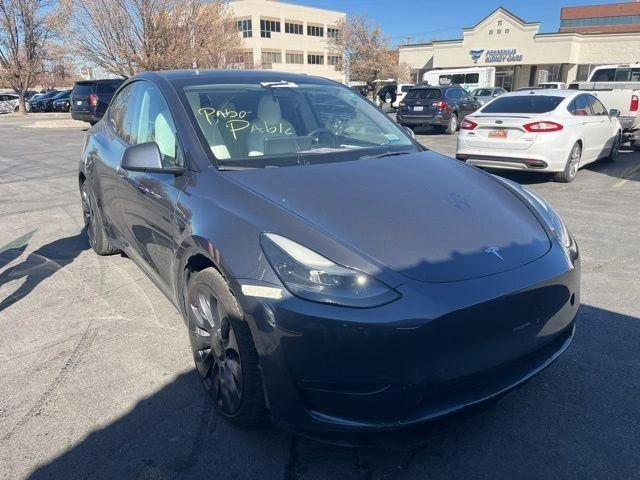 2022 Tesla Model Y Performance - Image 7 of 10