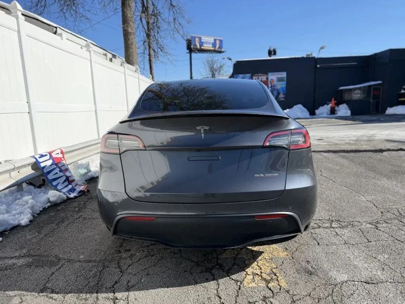 2022 Tesla Model Y Performance - Image 6 of 12
