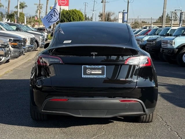 2022 Tesla Model Y Performance - Image 7 of 12