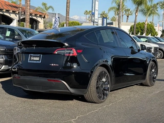 2022 Tesla Model Y Performance - Image 8 of 12