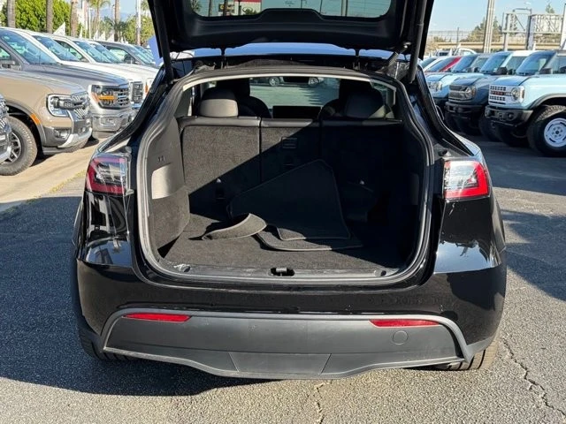 2022 Tesla Model Y Performance - Image 10 of 12
