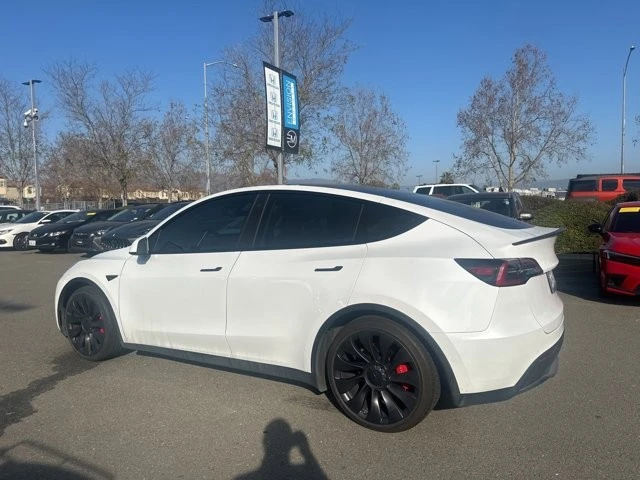 2022 Tesla Model Y Performance - Image 4 of 5