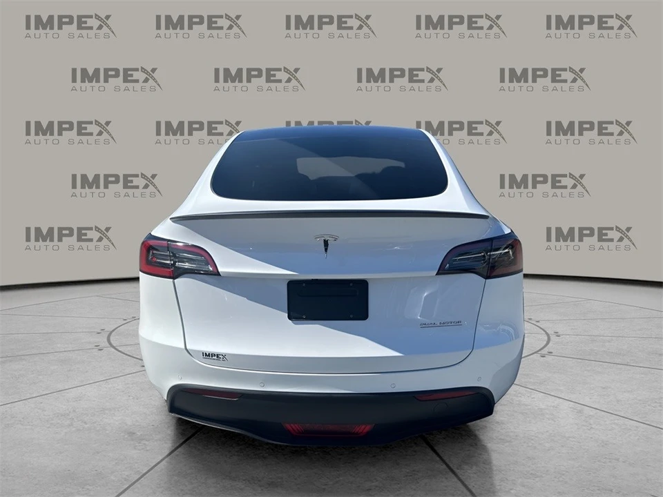 2022 Tesla Model Y Performance - Image 4 of 12