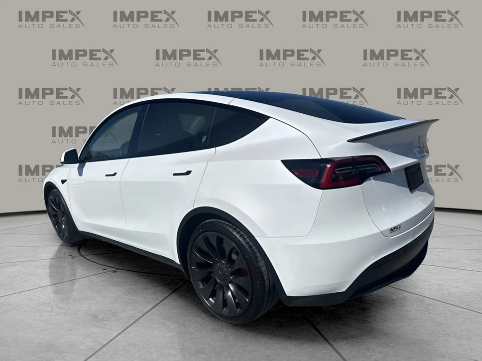 2022 Tesla Model Y Performance - Image 3 of 12