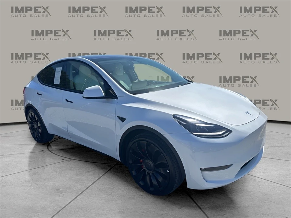 2022 Tesla Model Y Performance - Image 7 of 12