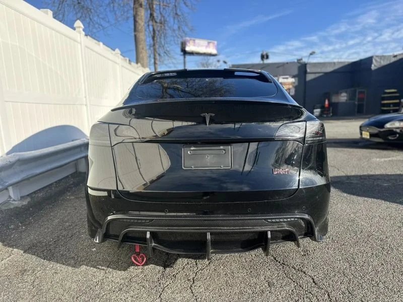 2022 Tesla Model Y Performance - Image 6 of 12