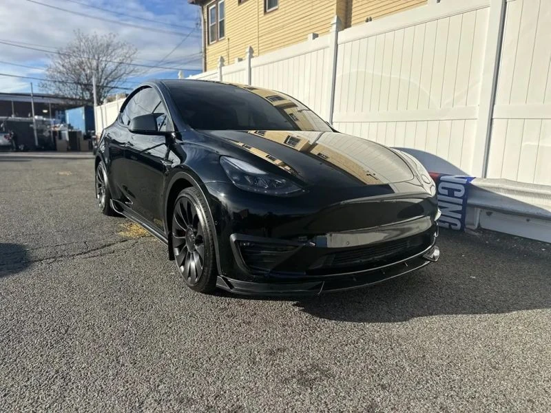 2022 Tesla Model Y Performance - Image 3 of 12