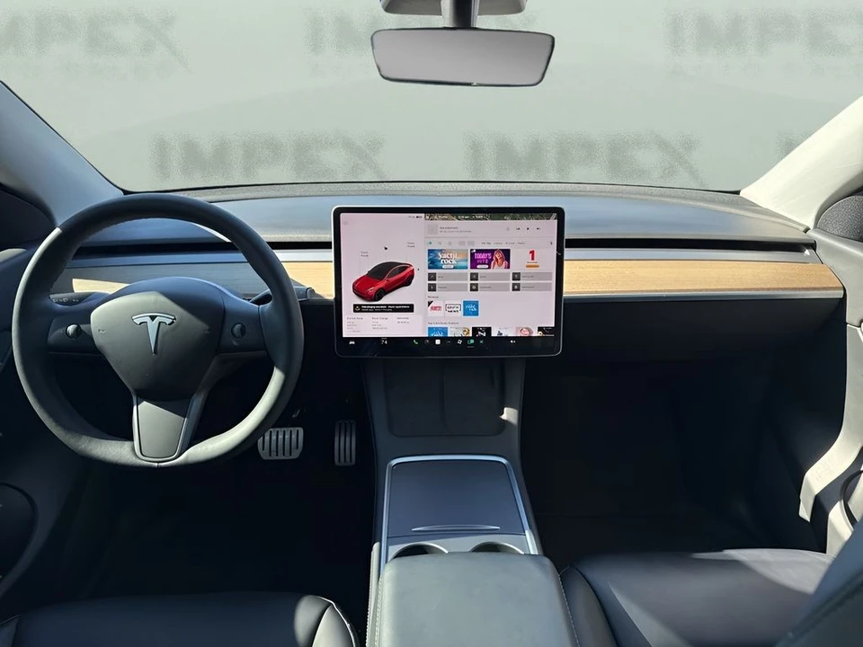 2022 Tesla Model Y Performance - Image 13 of 21