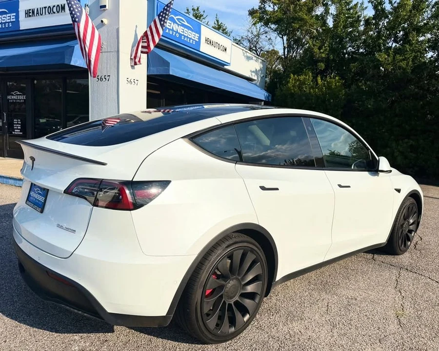 2022 Tesla Model Y Performance - Image 4 of 20