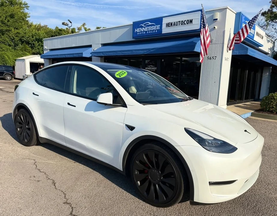 2022 Tesla Model Y Performance - Image 6 of 20