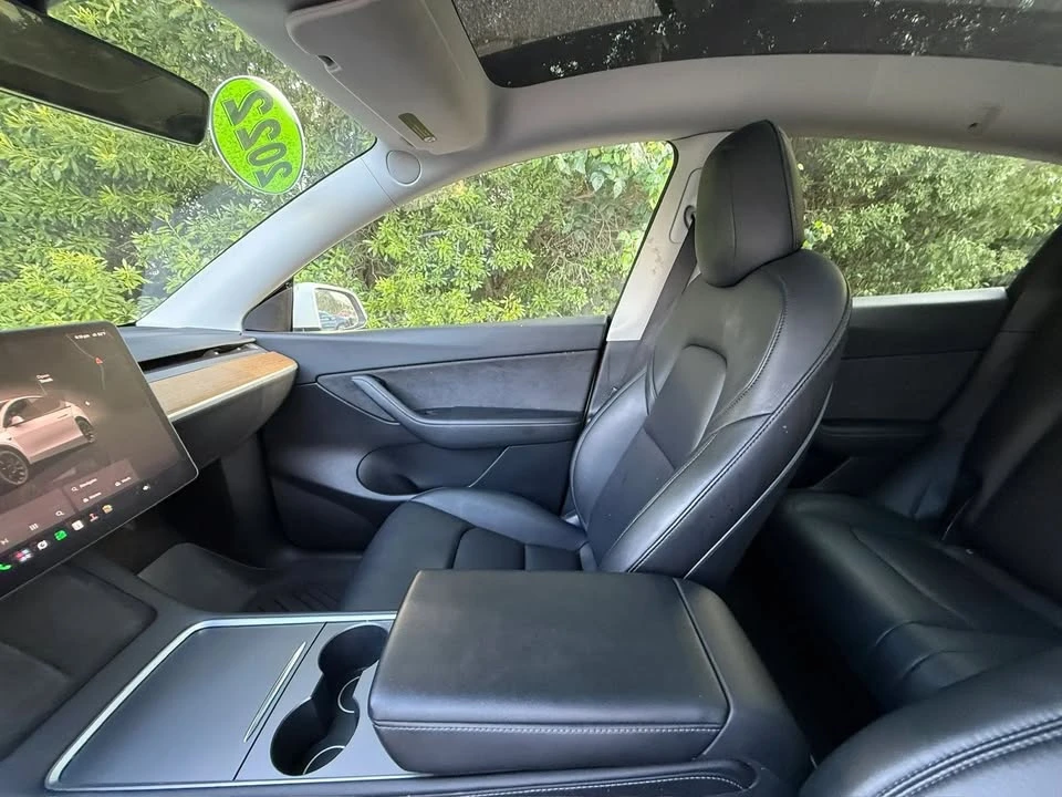 2022 Tesla Model Y Performance - Image 19 of 20
