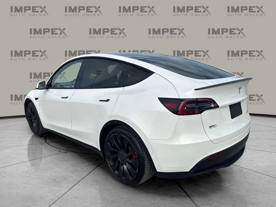 2022 Tesla Model Y Performance - Image 3 of 21