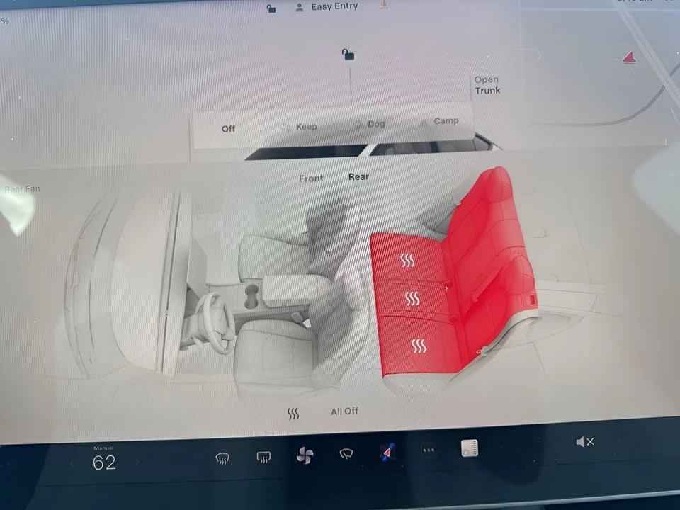2022 Tesla Model Y Performance - Image 14 of 21