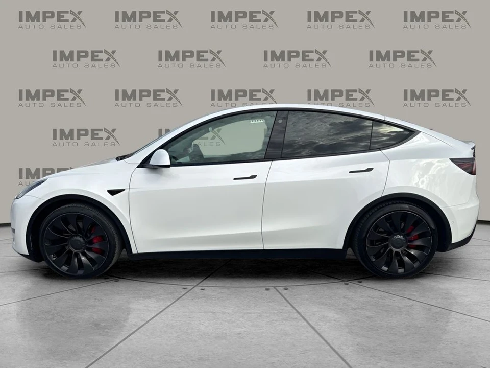 2022 Tesla Model Y Performance - Image 2 of 21